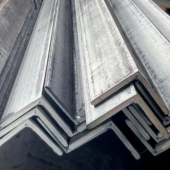 Уголок равнополочный 200х16  ОборонСпецСплав